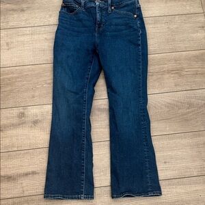 Madewell Dark Blue Ankle Cropped Jeans straight leg. Size 26.